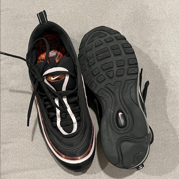 Retro Nike Air Max 97 Black, pink, Sneakers, w/ reflective design. - Picture 5 of 9